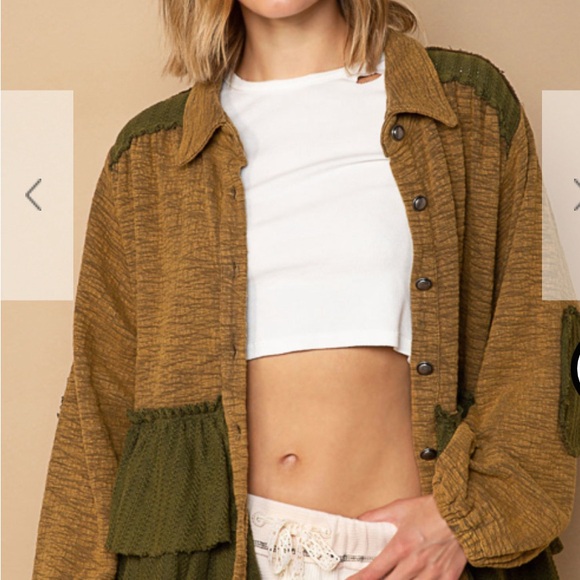 Olive and tan POL textured sweater crop metal functional snaps - Picture 2 of 4